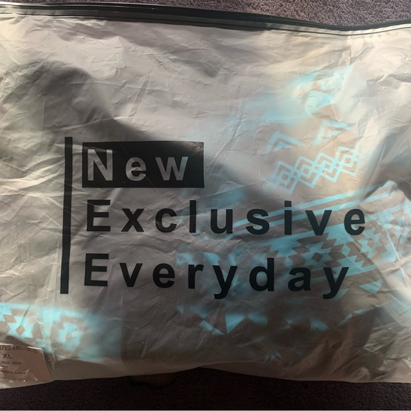 *NEW* SHEIN Swimsuit 2PC Size XL - Picture 8 of 8